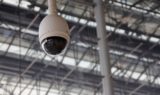 Caméra de surveillance dans une entreprise